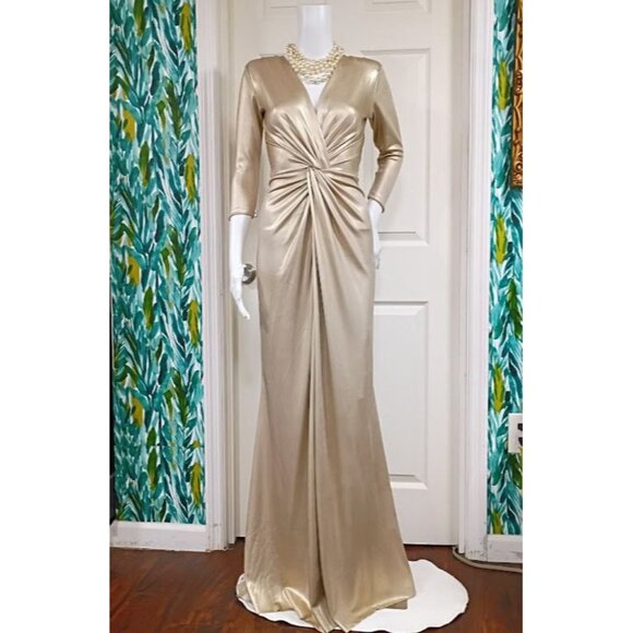 Chiara Boni made in Italy Metallic Gold Gown Size 0 Long Evening Pleated Waist D - Picture 4 of 12